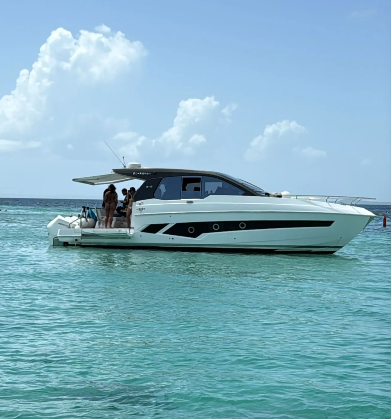 A Boating Puerto Rico yacht underway near Puerto Rico